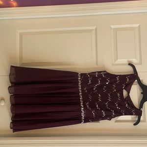 Size 11 maroon knee length homecoming dress
